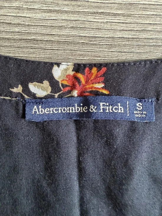Abercrombie & Fitch Floral Mini Dress Black Button Front Size Small - Picture 3 of 4
